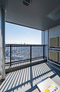 ラトゥール新宿ガーデン 