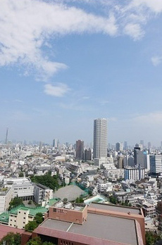 コンフォリア新宿イーストサイドタワー 