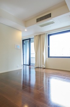 泉ガーデンレジデンス 