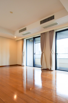 泉ガーデンレジデンス 