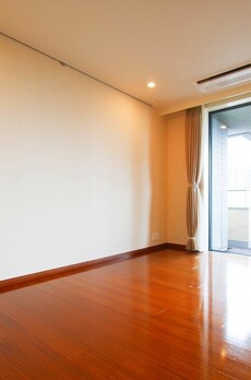 泉ガーデンレジデンス 