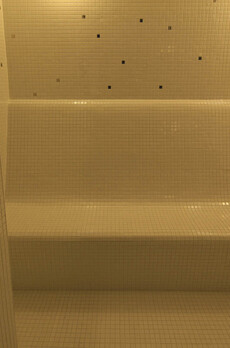 コンフォリア新宿イーストサイドタワー 