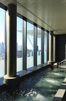 コンフォリア新宿イーストサイドタワー 