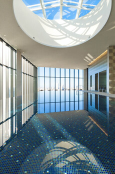 コンフォリア新宿イーストサイドタワー 