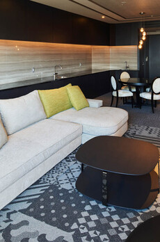 コンフォリア新宿イーストサイドタワー 