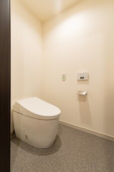 プラティーヌ西新宿 