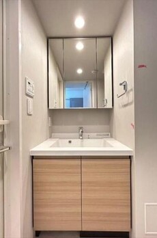 コスモグラシア両国レジデンス 