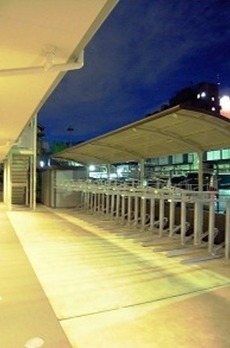 リブリみやび 