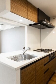 コンフォリア・リヴ根岸二丁目 