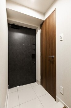 コンフォリア・リヴ根岸二丁目 