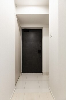 コンフォリア・リヴ根岸二丁目 