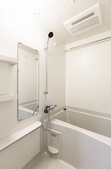 コンフォリア・リヴ根岸二丁目 