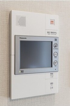 コンフォリア・リヴ根岸二丁目 