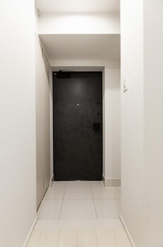 コンフォリア・リヴ根岸二丁目 