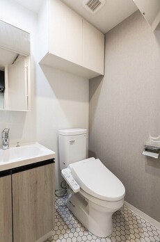 コンフォリア・リヴ根岸二丁目 