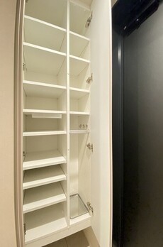 ルフォンプログレ上野入谷フロント 