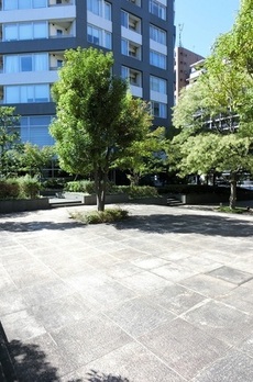 THE CENTER TOKYO 