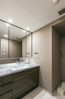 DEUX TOURS CANAL&SPA WEST棟 