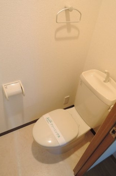 アダージョ中野 