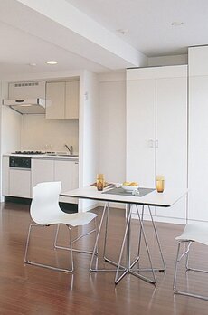 レジディア三越前 