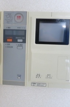 ドゥーエ新富町 