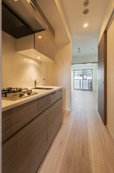 シーズンフラッツ日暮里 