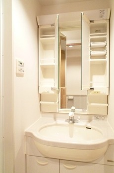 東急ドエルグラフィオ八丁堀 