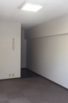 カプリース青山 