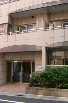 プレールドゥーク銀座EAST 