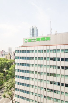 セントラルパークタワーラトゥール新宿 