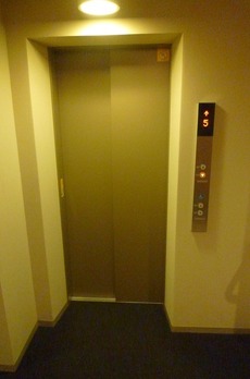 パークフラッツ銀座イースト 