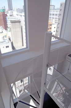 COLUMN 