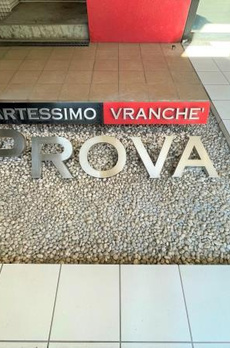 ＡＲＴＥＳＳＩＭＯ　ＶＲＡＮＣＨＥ’　ＰＲＯＶＡ 