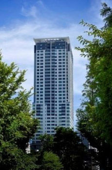 クロスエアタワー 