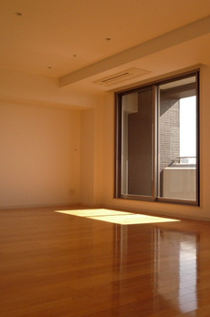 レジディア西麻布 