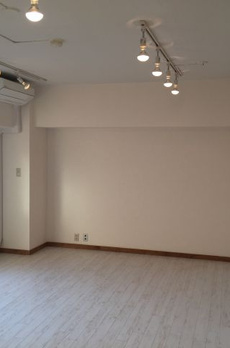 カプリース青山 
