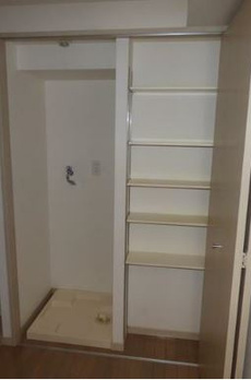 デュオスカーラ兜町 