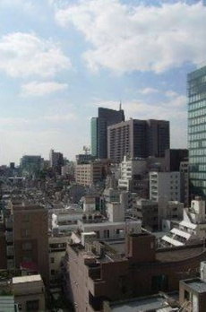 ウィン青山 