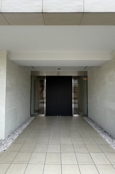 ガーデン萩中 