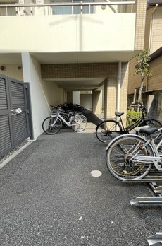 ガーデン萩中 