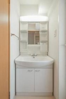 エステージ六義園 