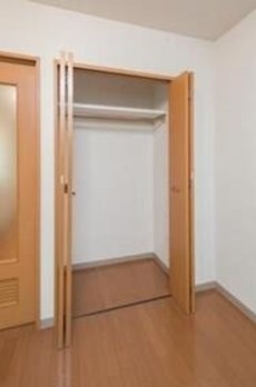 エステージ六義園 