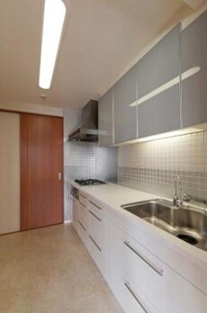 ヴェーゼント市ヶ谷 