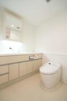 トレステージ四谷 