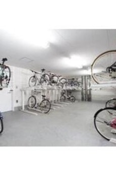 トレステージ四谷 