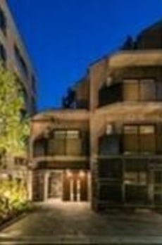 パークアクシス市谷加賀町 