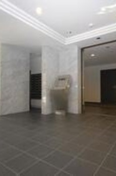 パークキューブ四谷三丁目 