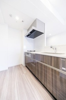 ミリアレジデンス新宿御苑 