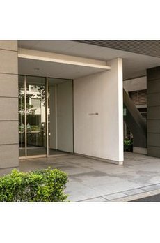 トレステージ四谷 