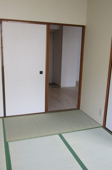 セラミックハイツ鶴見 